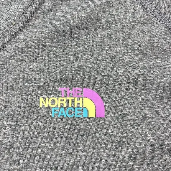 The North Face Women's XL XLARGE Flash Dry Short Sleeve V-Neck Gray W/Front Logo - Picture 5 of 16